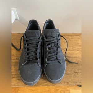 Adidas daily 3.0 sneakers (super comfortable)